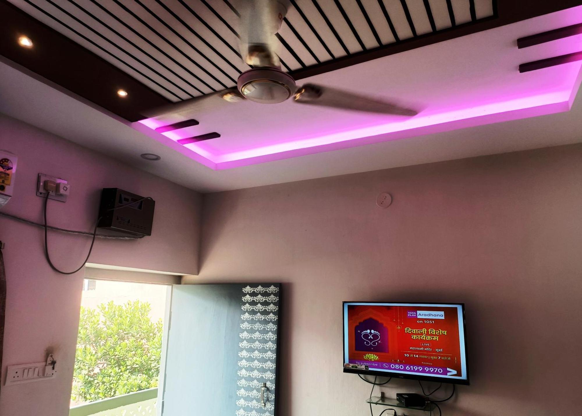 Hotel Grand View Purî Extérieur photo