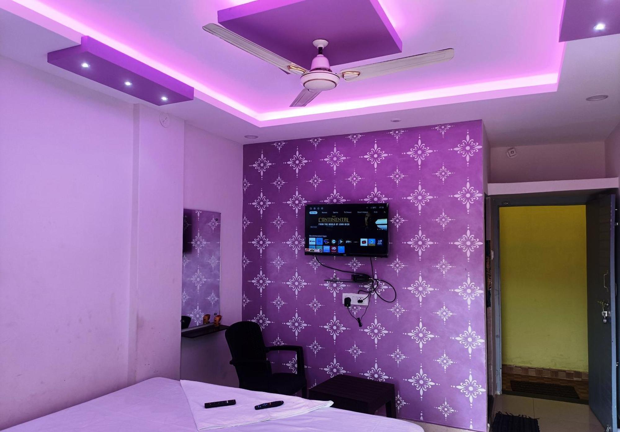 Hotel Grand View Purî Extérieur photo